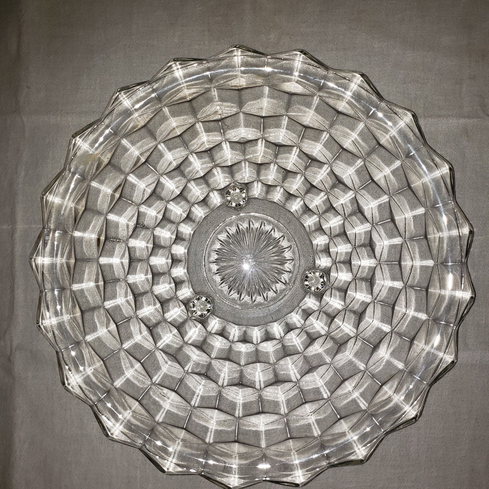 Elegant Clear Glass Serving Platter With Feet